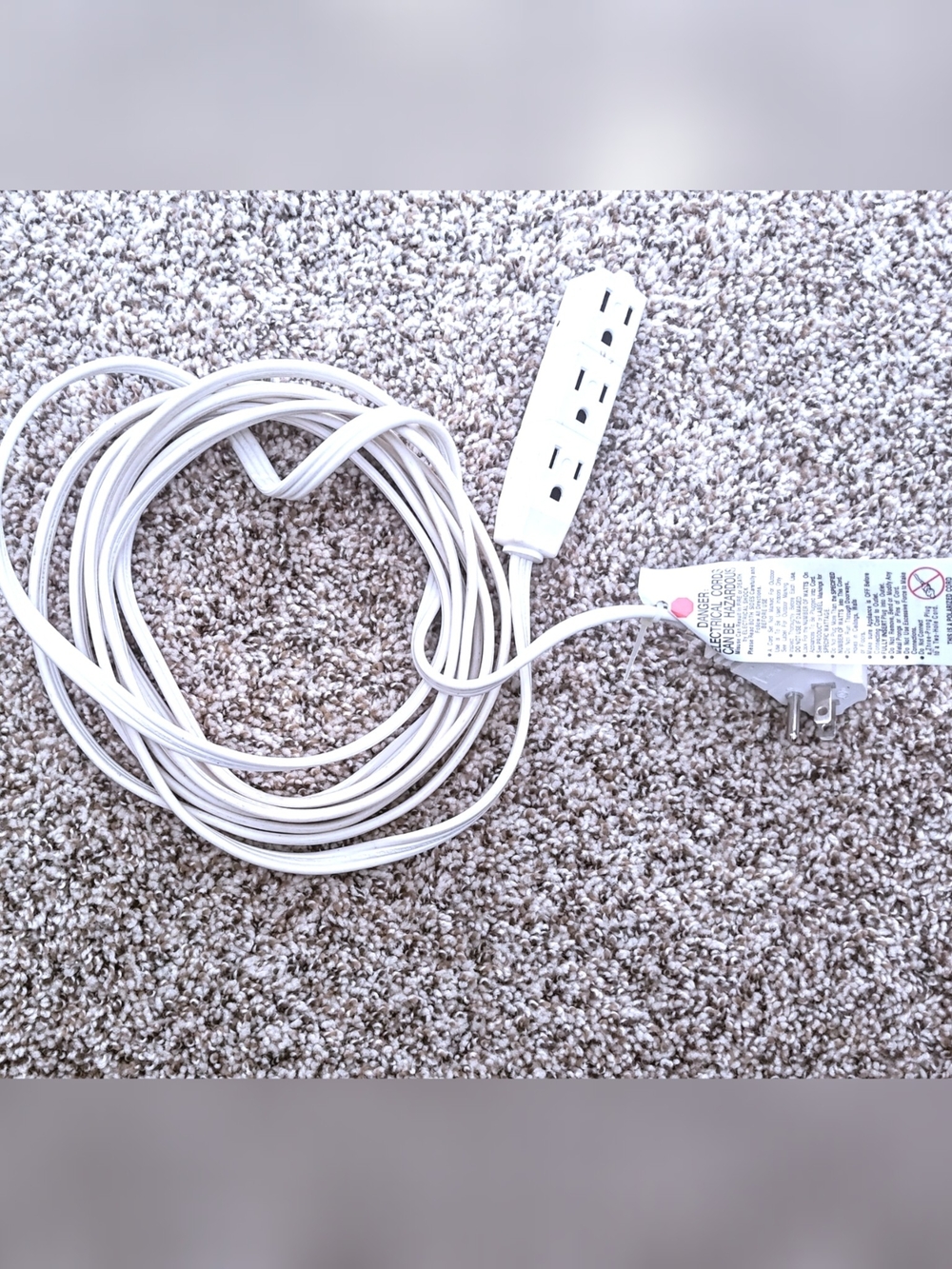 White 3-Outlet Banana Tap Extension Cord ~ 15 Ft.